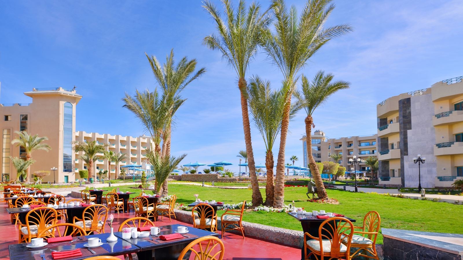 restaurants-main-restaurant--serena