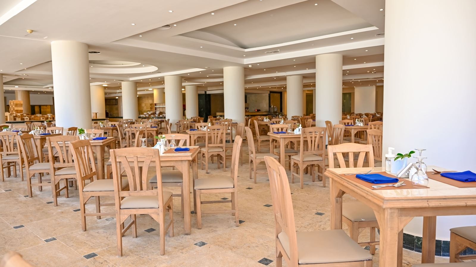 restaurants-main-restaurant