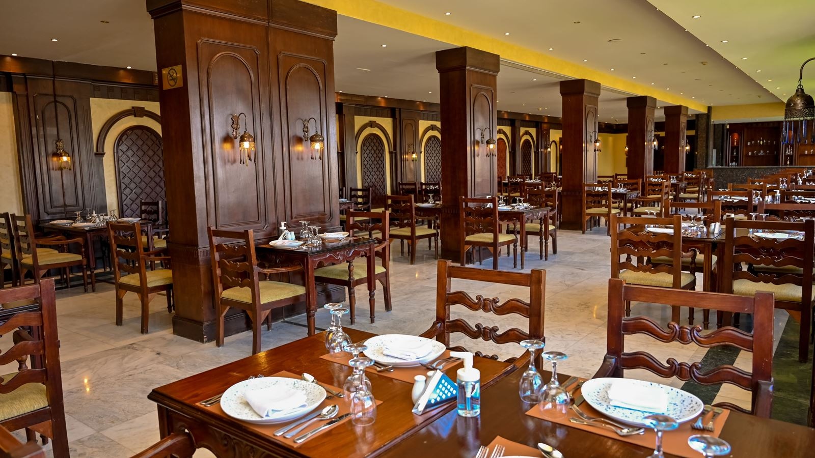 restaurants-manzoku-asian-restaurant