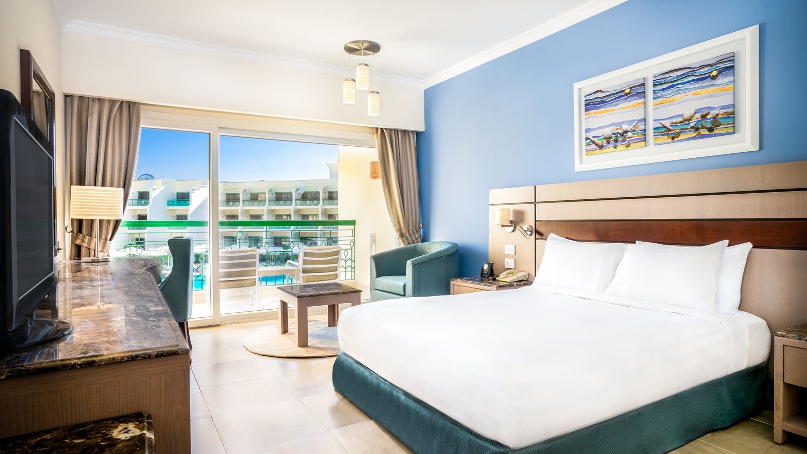 rooms-diplomatic-suite