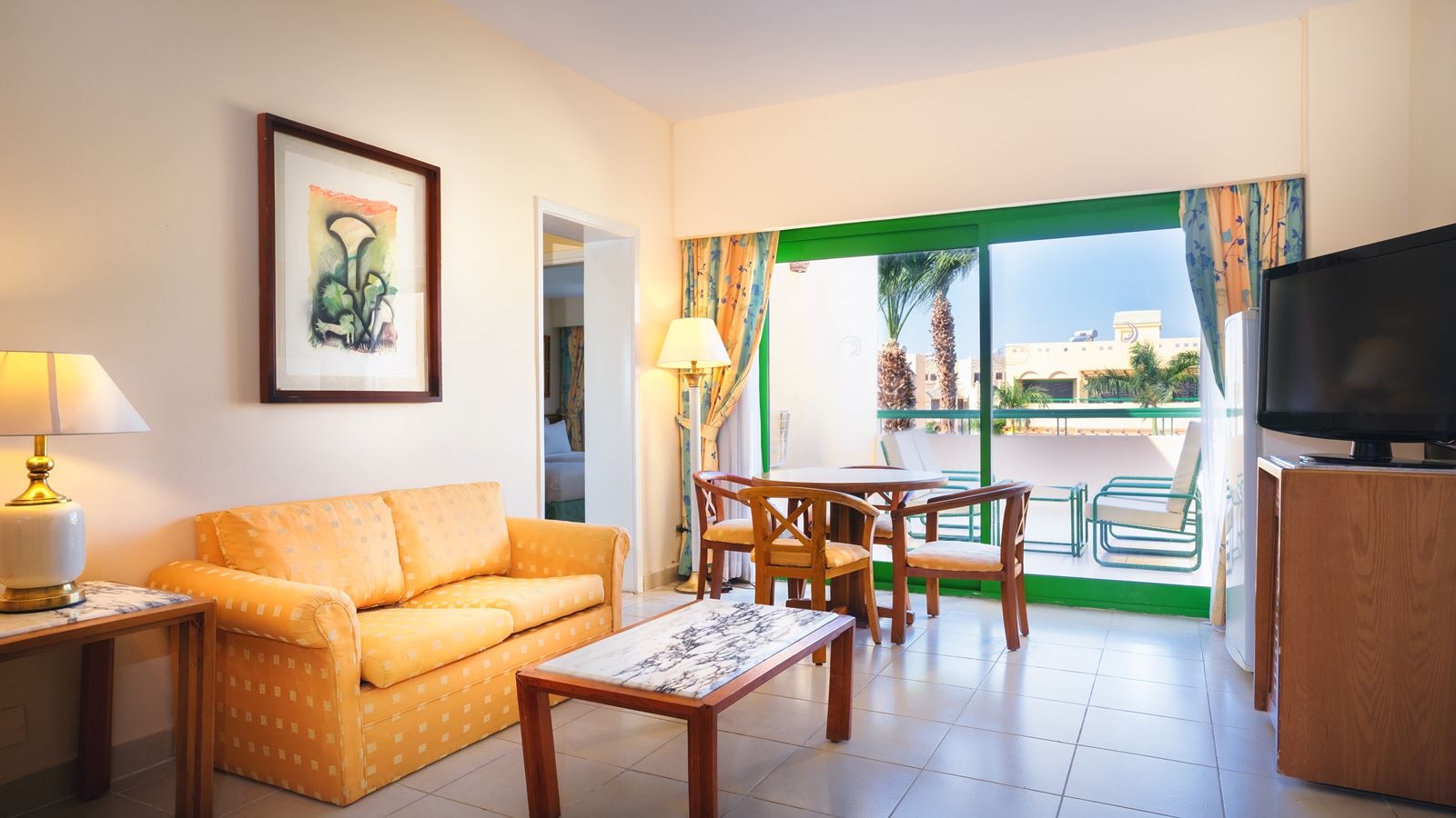 rooms-family-suite-2nd-line-garden-side