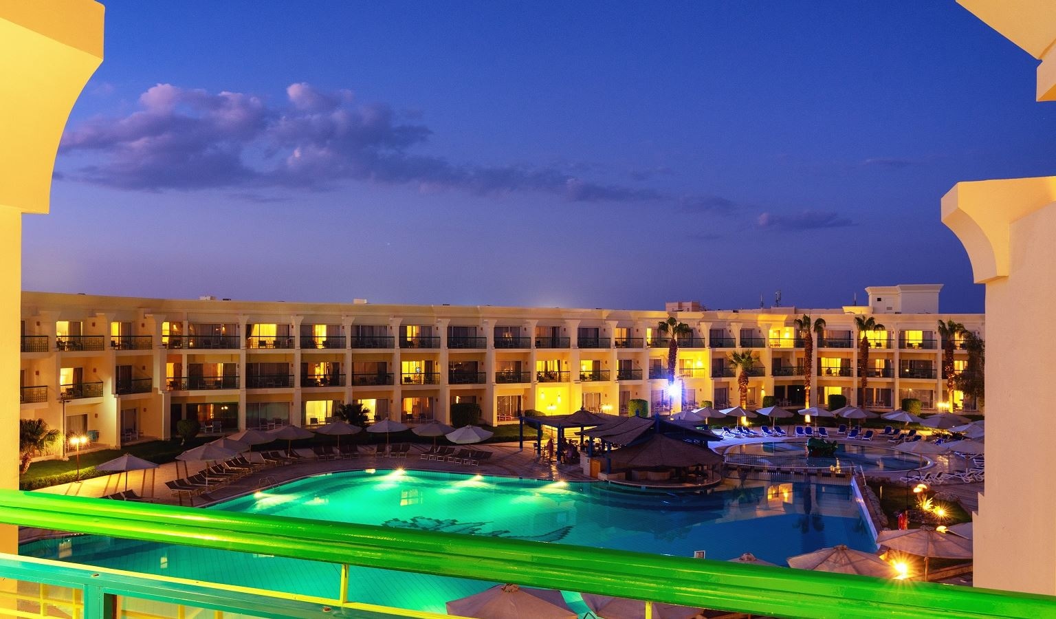 rooms-diplomatic-suite