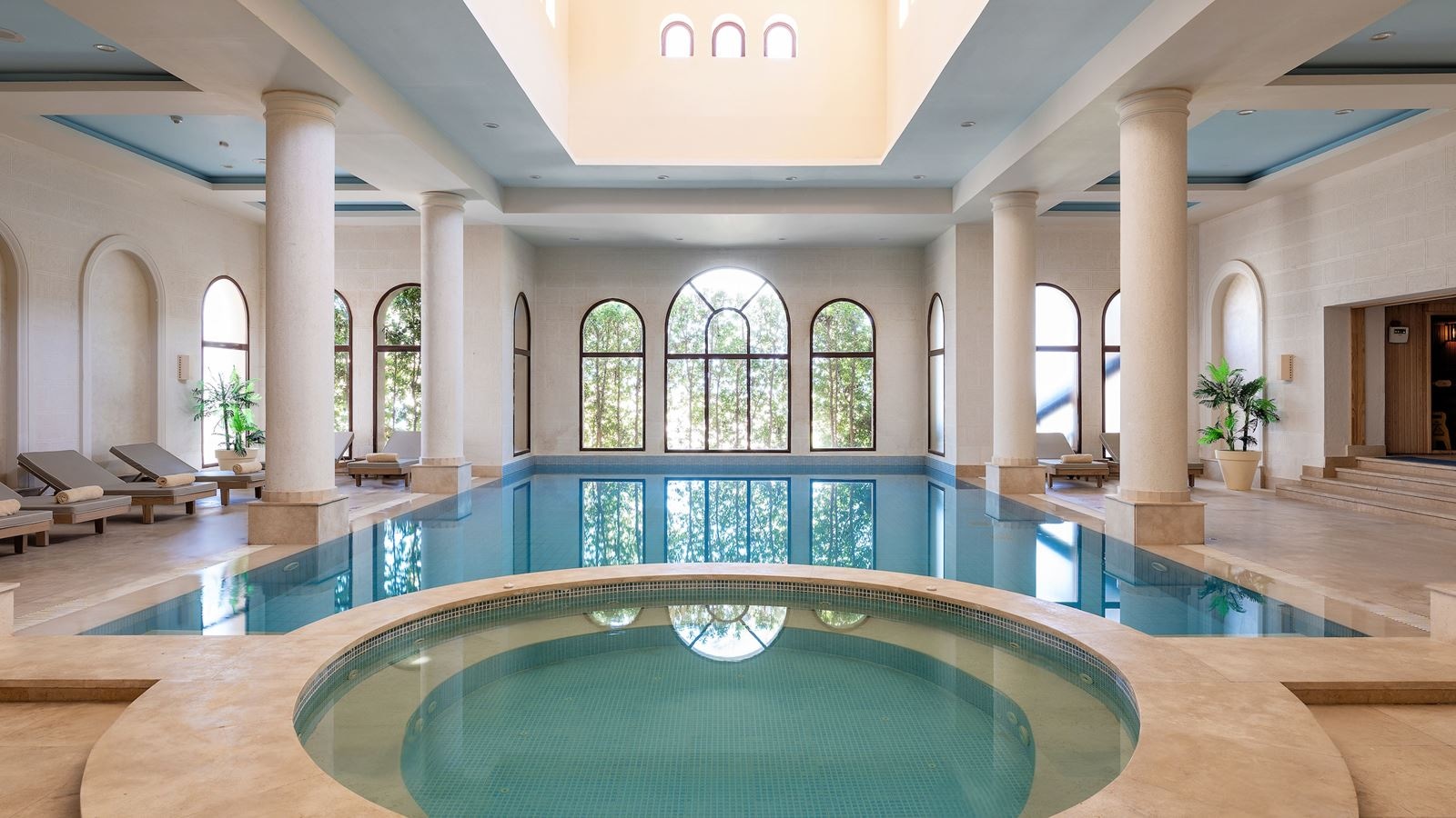 pools-indoor-pool
