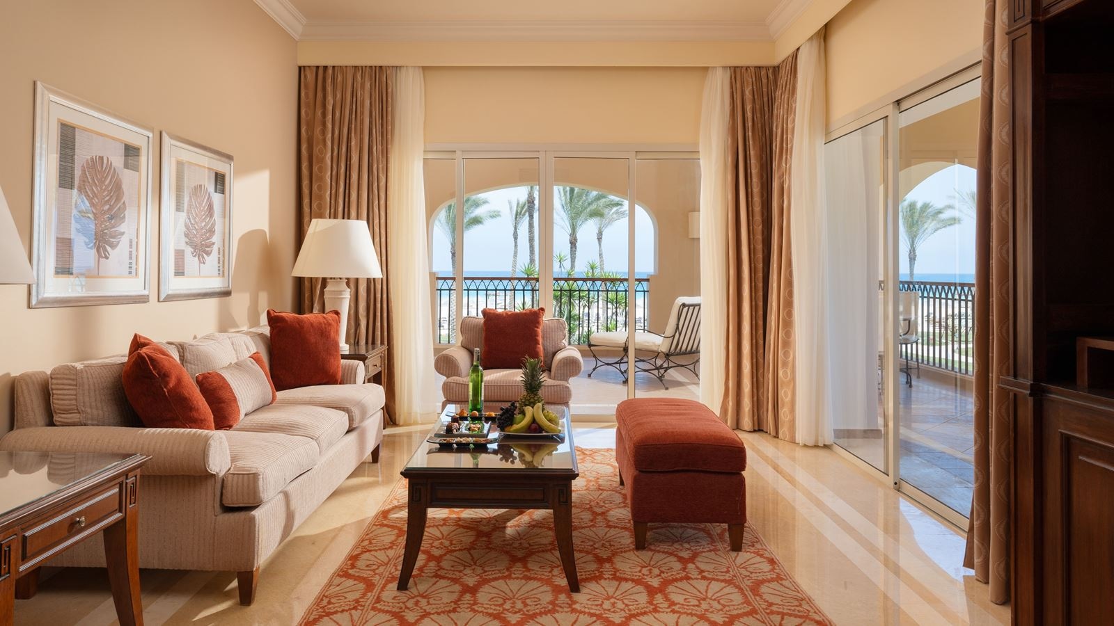 rooms-executive-suite