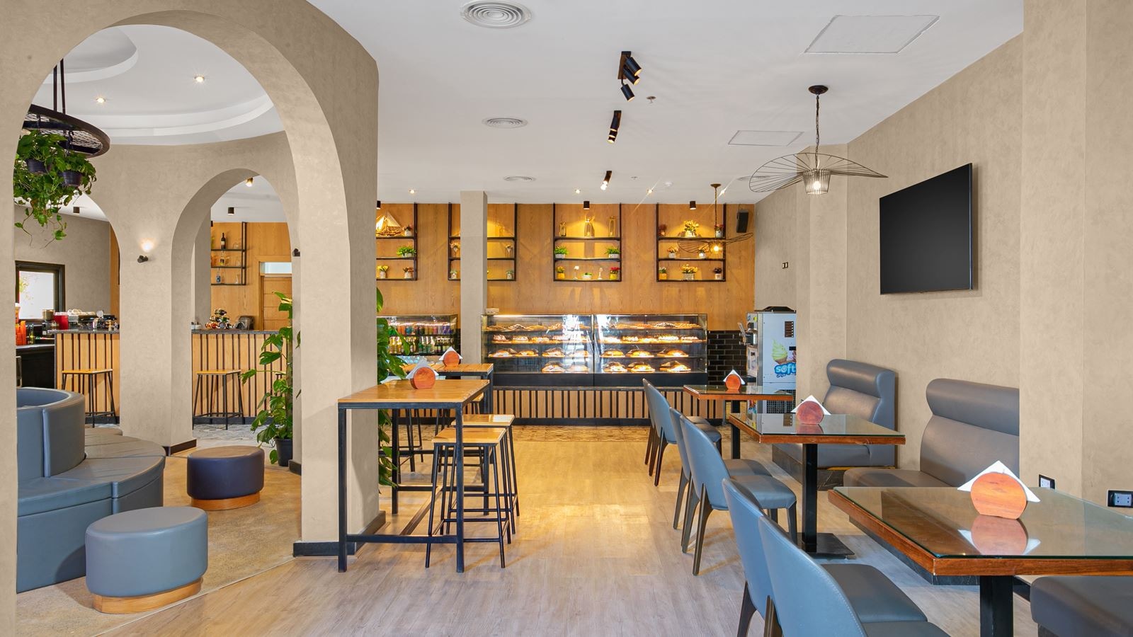 restaurants-the-hub-bar