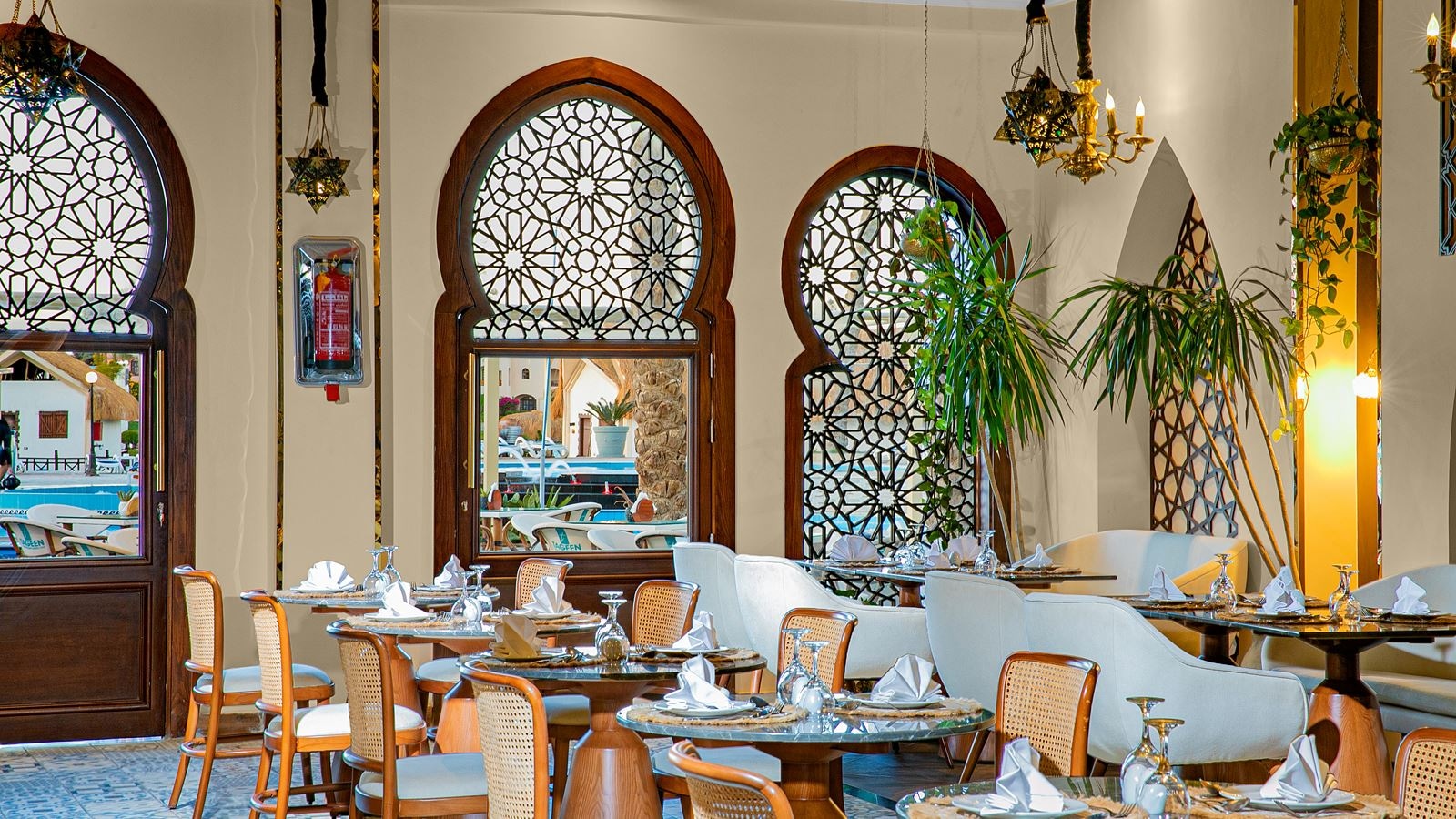 restaurants-tajn-restaurant-oriental