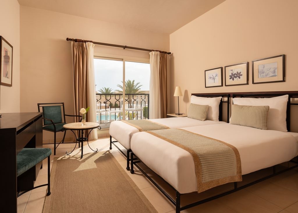 rooms-superior-twin-bed-garden-view