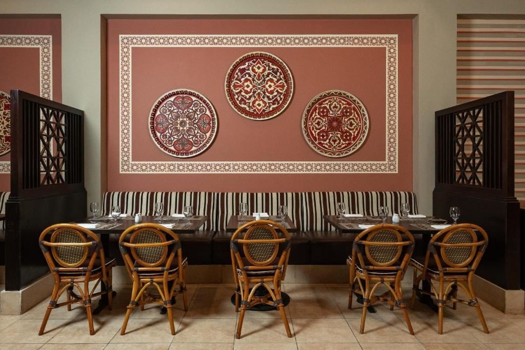 restaurants-restaurants