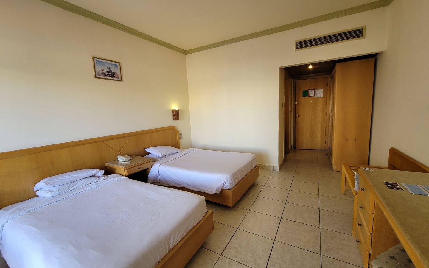 rooms-standard-pool-view-room