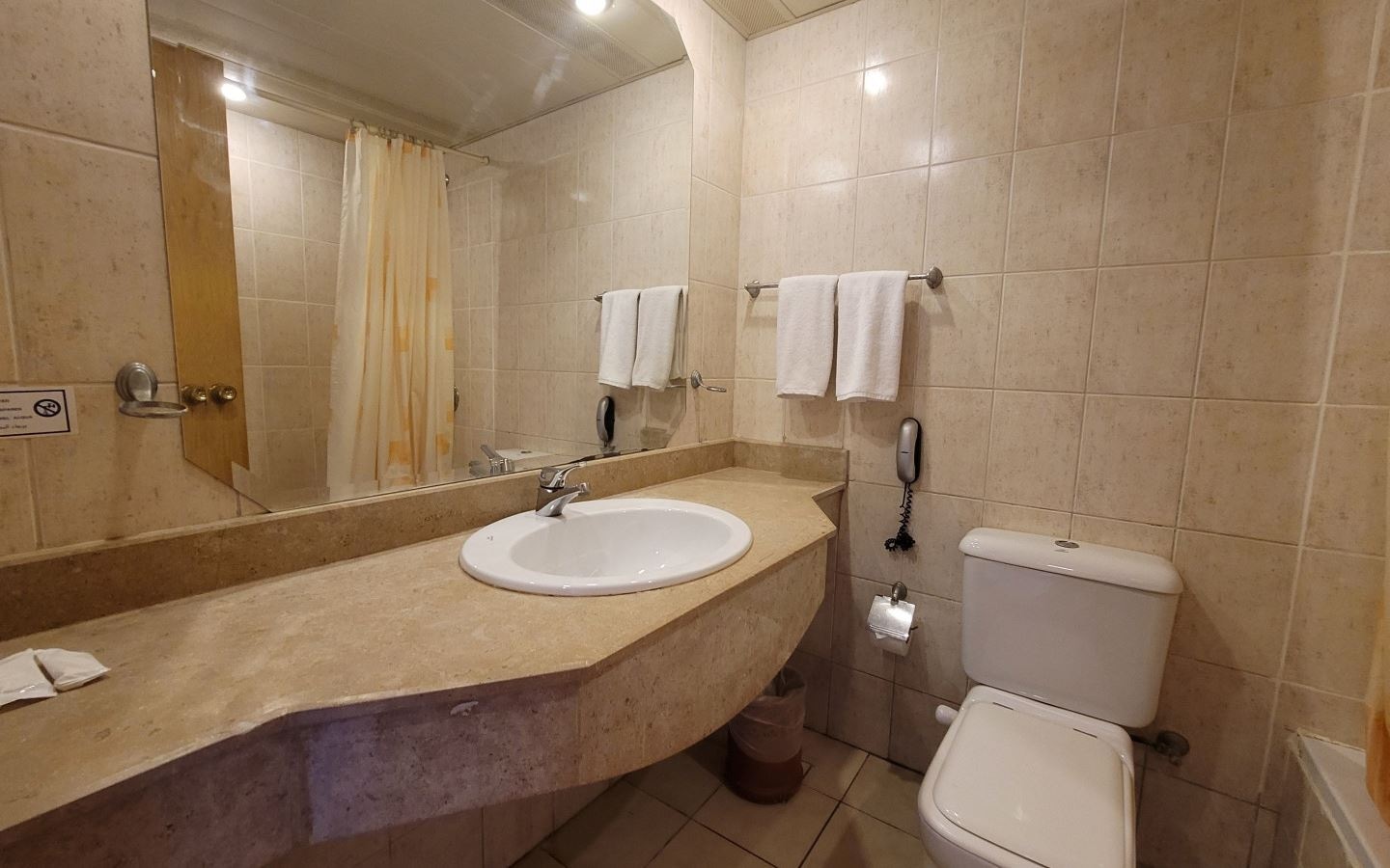 rooms-standard-pool-view-room