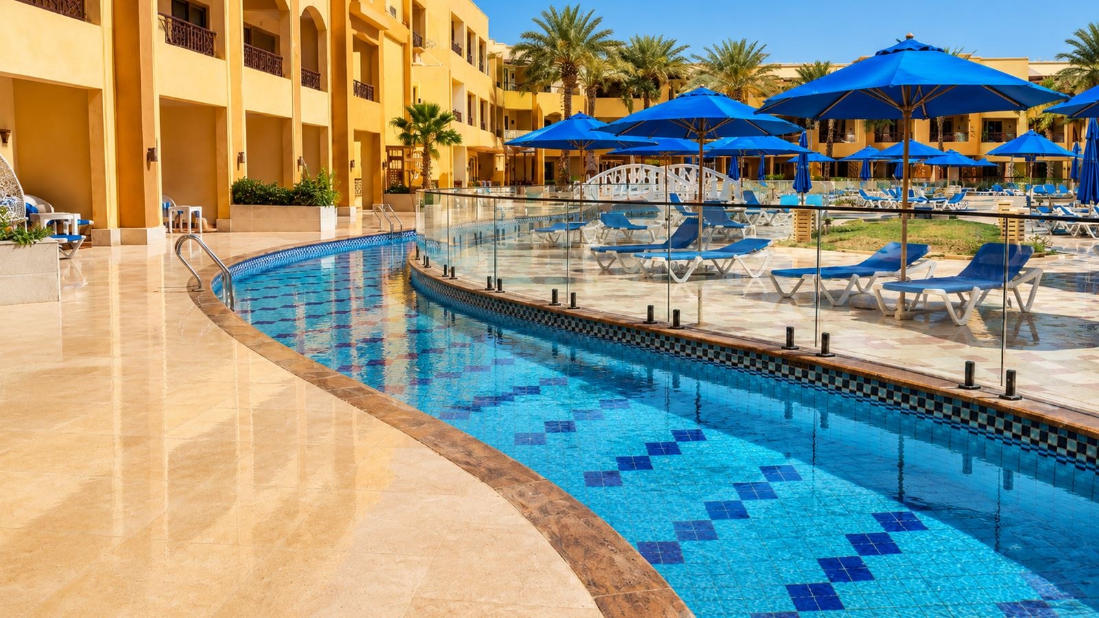 rooms-lazy-river-room-+16