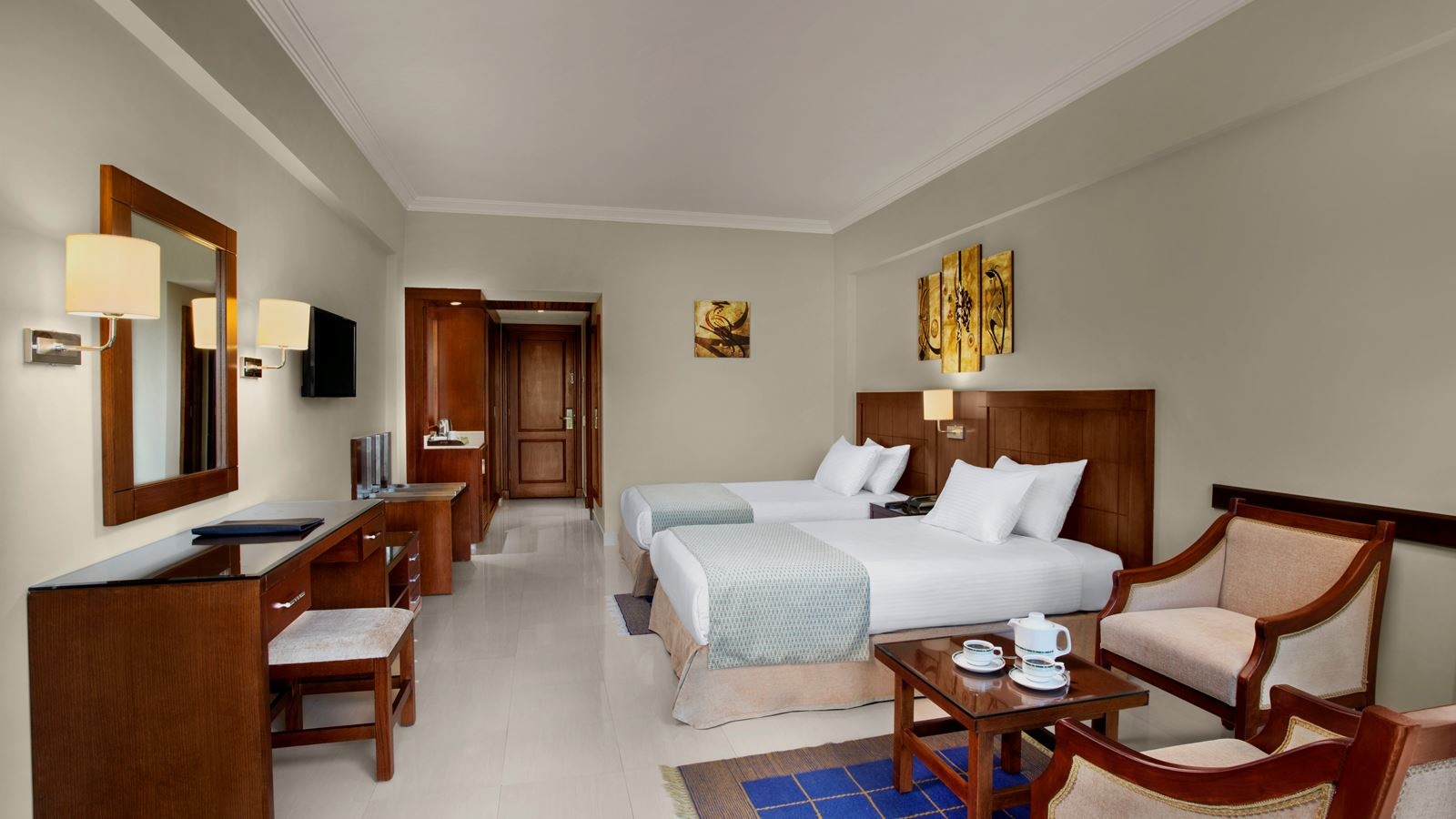 rooms-select-pool-view