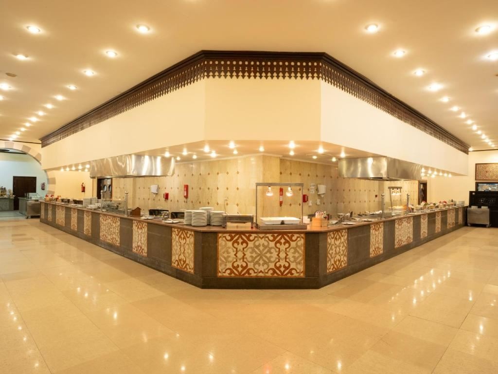 restaurants-restaurants