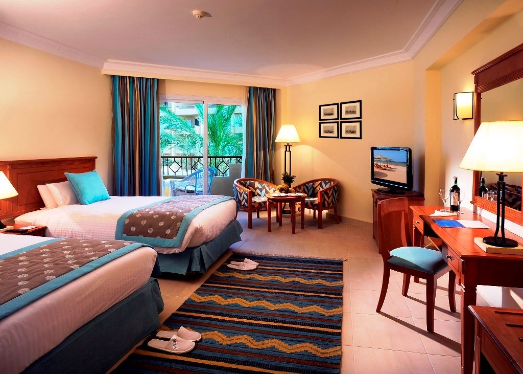 rooms-standard-room-poolsea-view