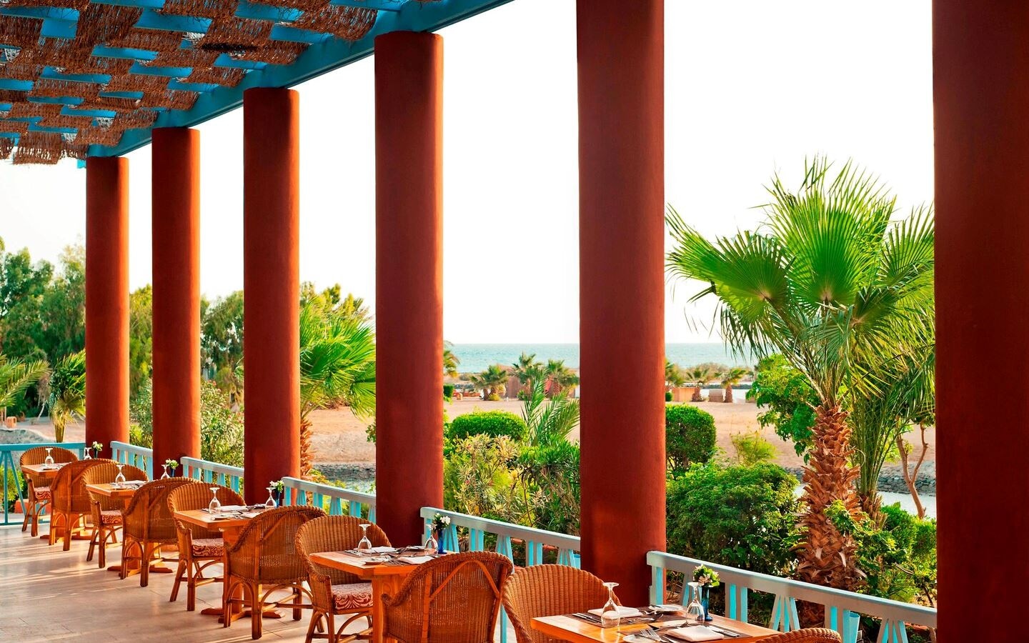 restaurants-restaurants