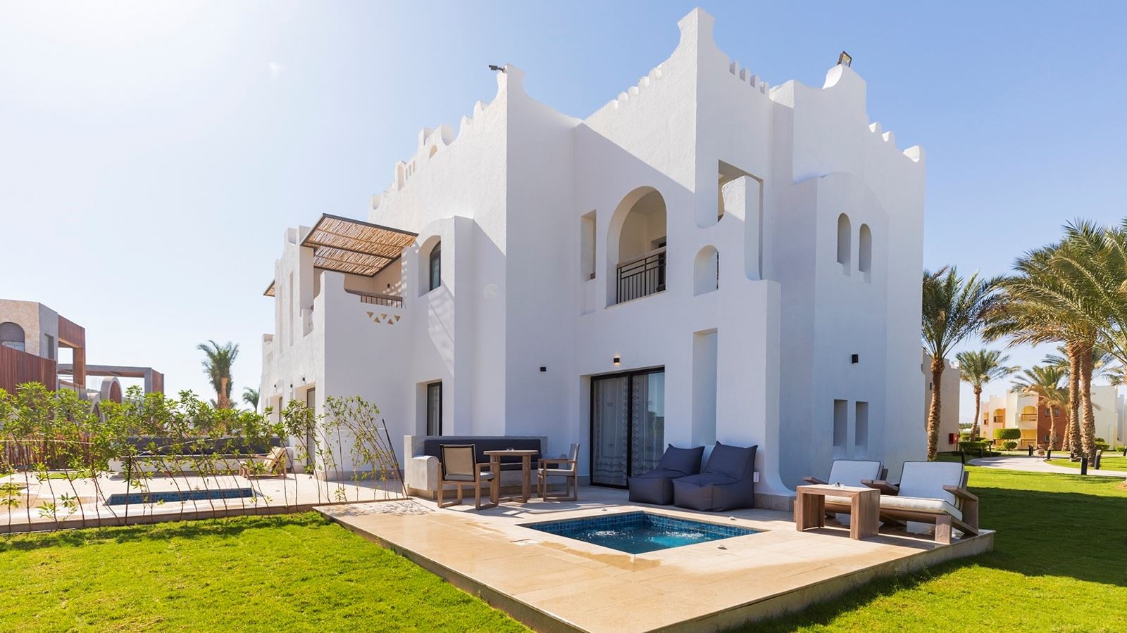 rooms-posh-club-junior-jacuzzi--suite