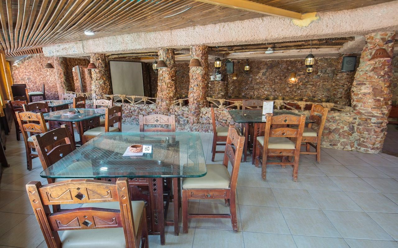 restaurants-restaurants