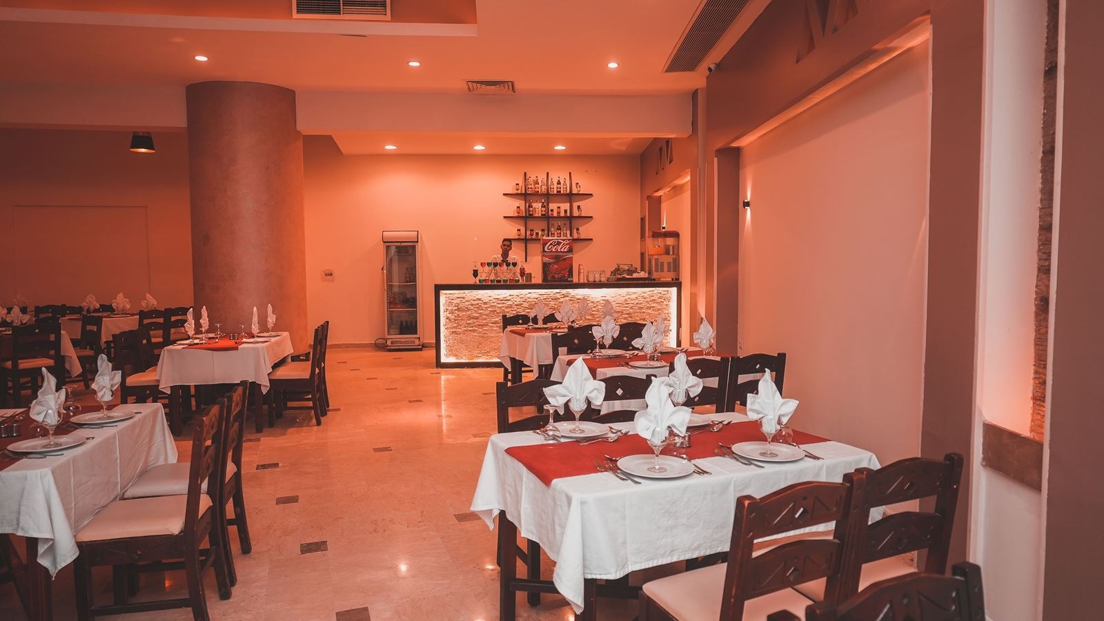 restaurants-main-restaurant