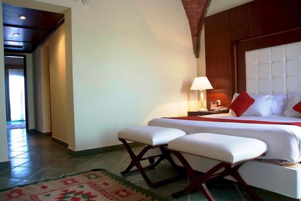 rooms-family-rooms-lti