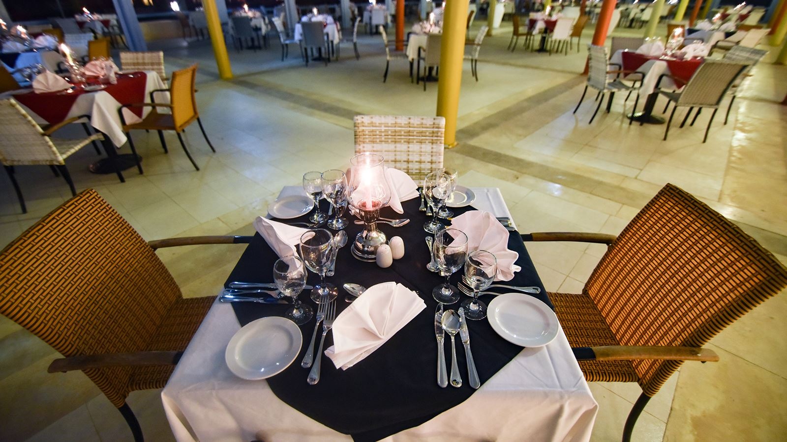 restaurants-the-grill-restaurant