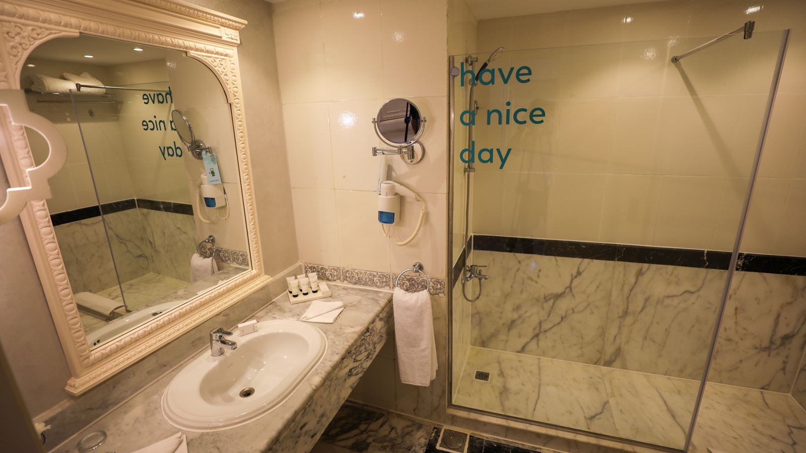 rooms-superior-rooms