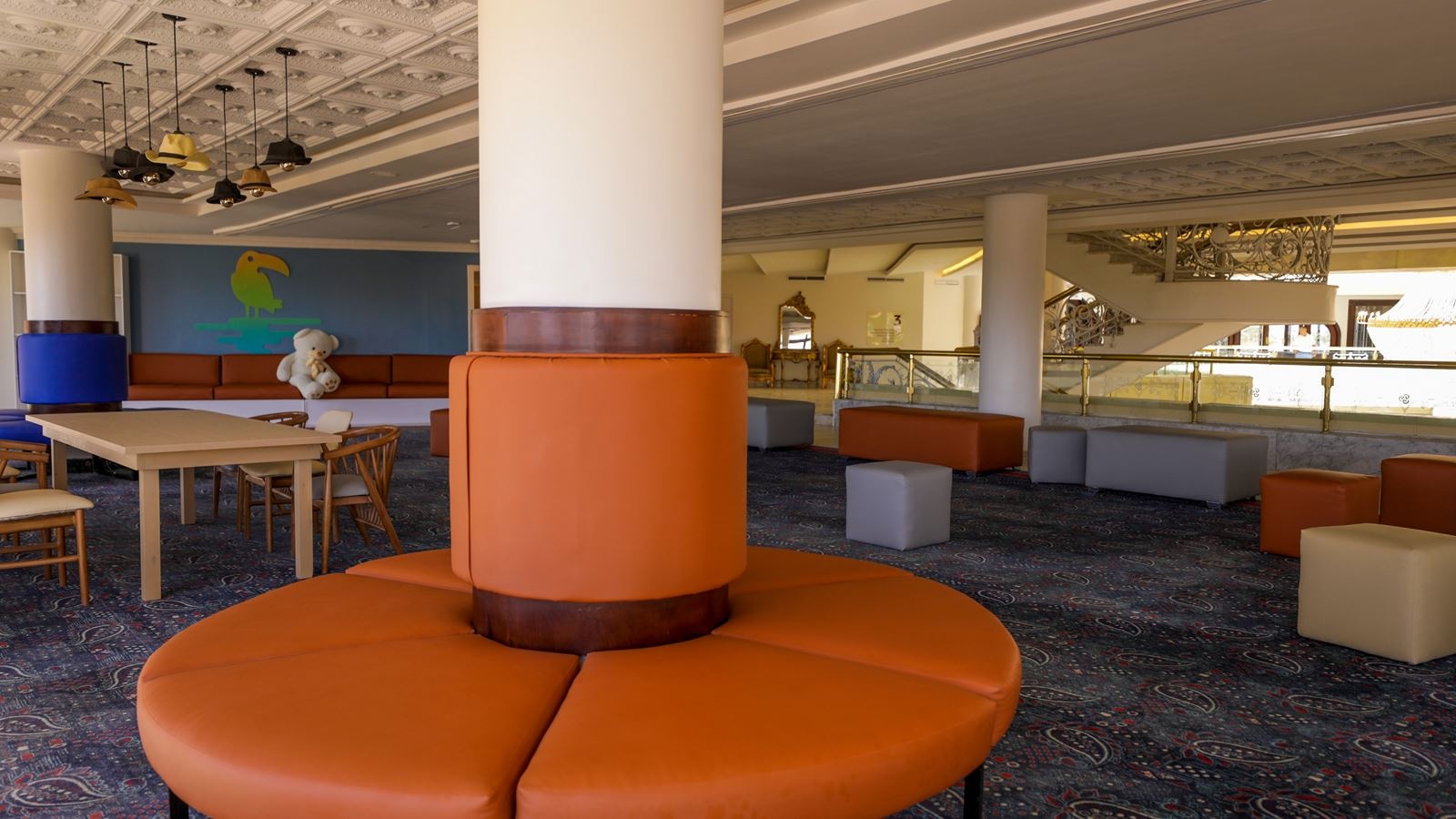 bars-entertainment-bar