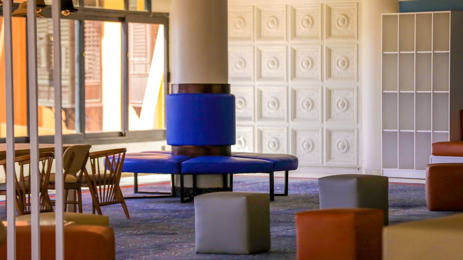 bars-entertainment-bar