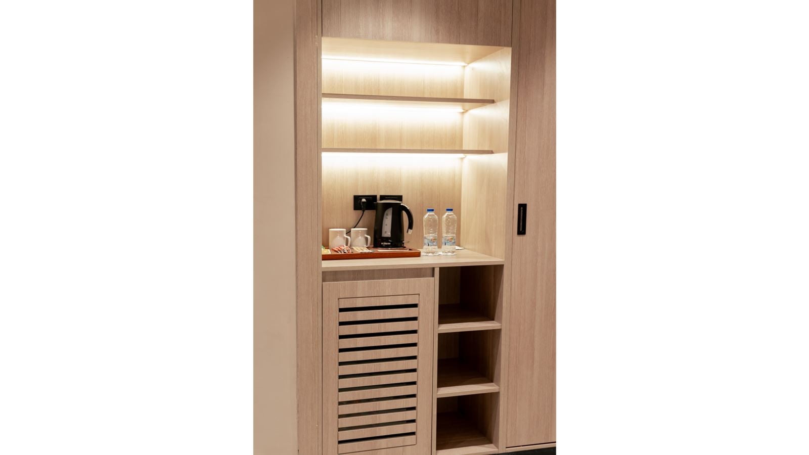 rooms-premium-deluxe-junior-suite