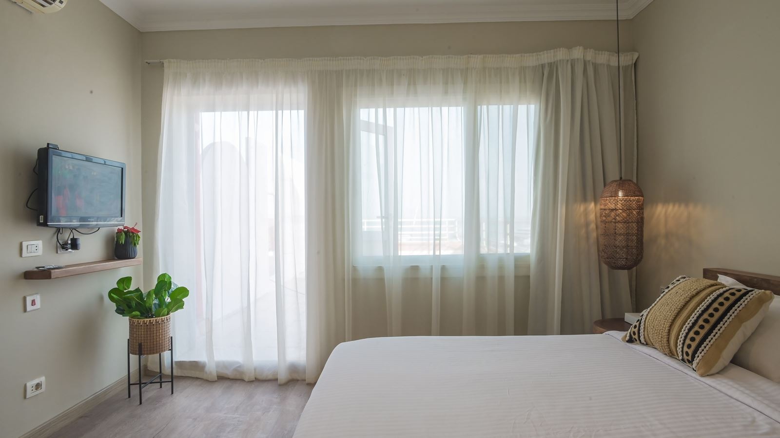 rooms-deluxe-sea-view