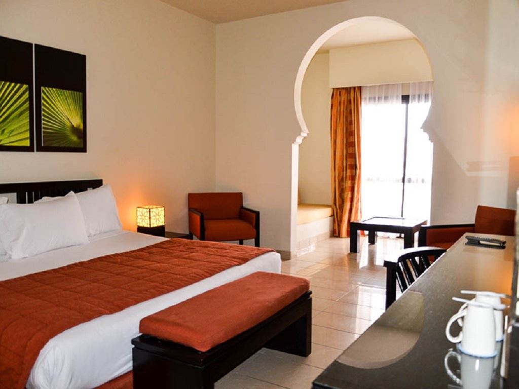 rooms-comfort-garden-view