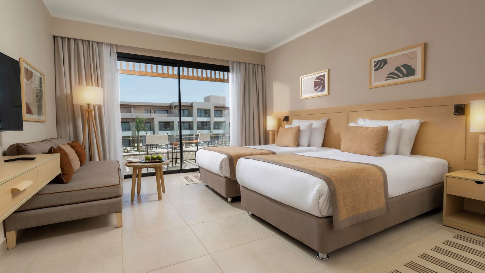 rooms-superior-side-sea-view