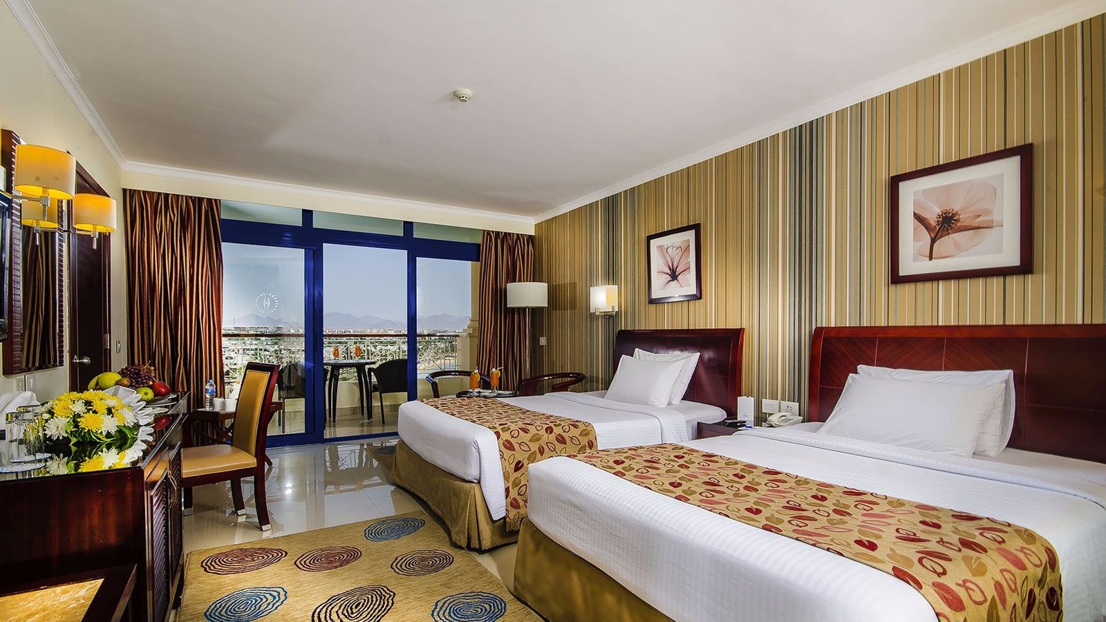 rooms-deluxe-sea-view