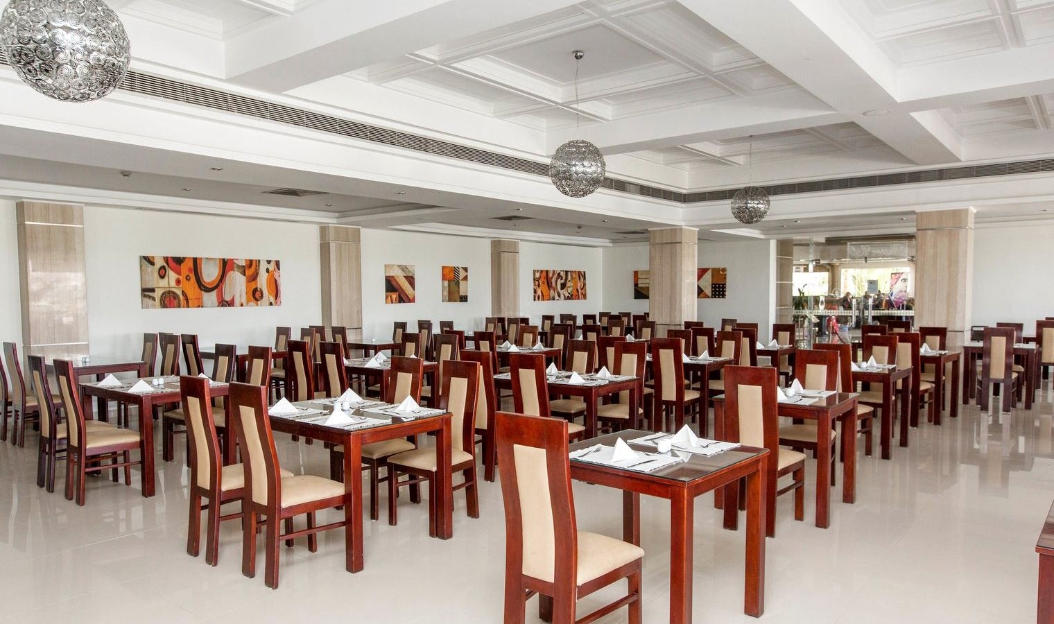 restaurants-restaurants