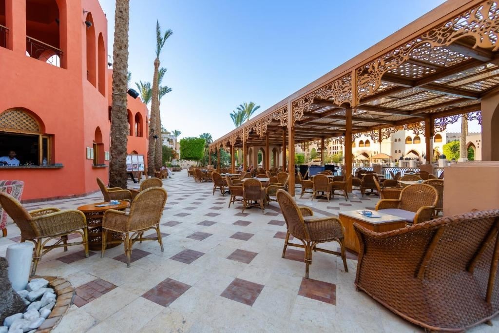 restaurants-restaurants