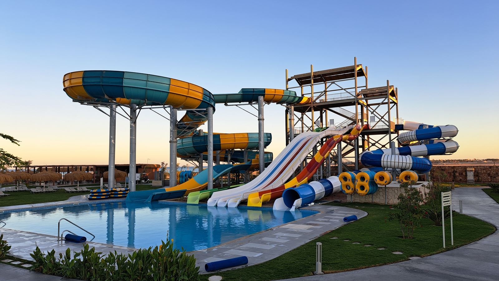 water-park-water-park