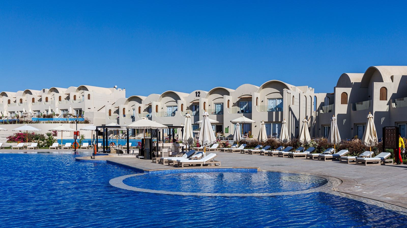 pools-outdoor--indoor-childrens-pool