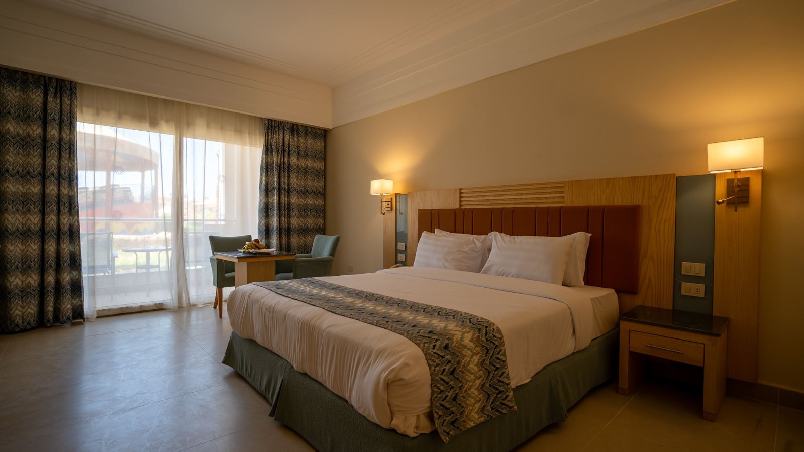 rooms-interconnected-family-room