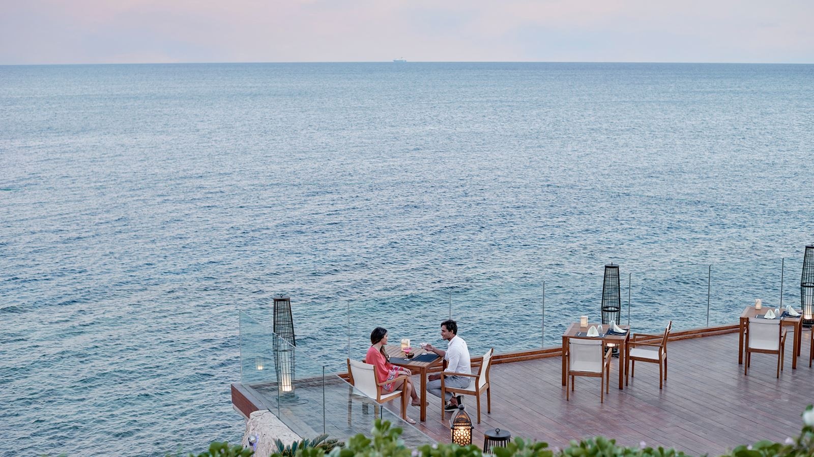 restaurants-sails-asian-food-lounge