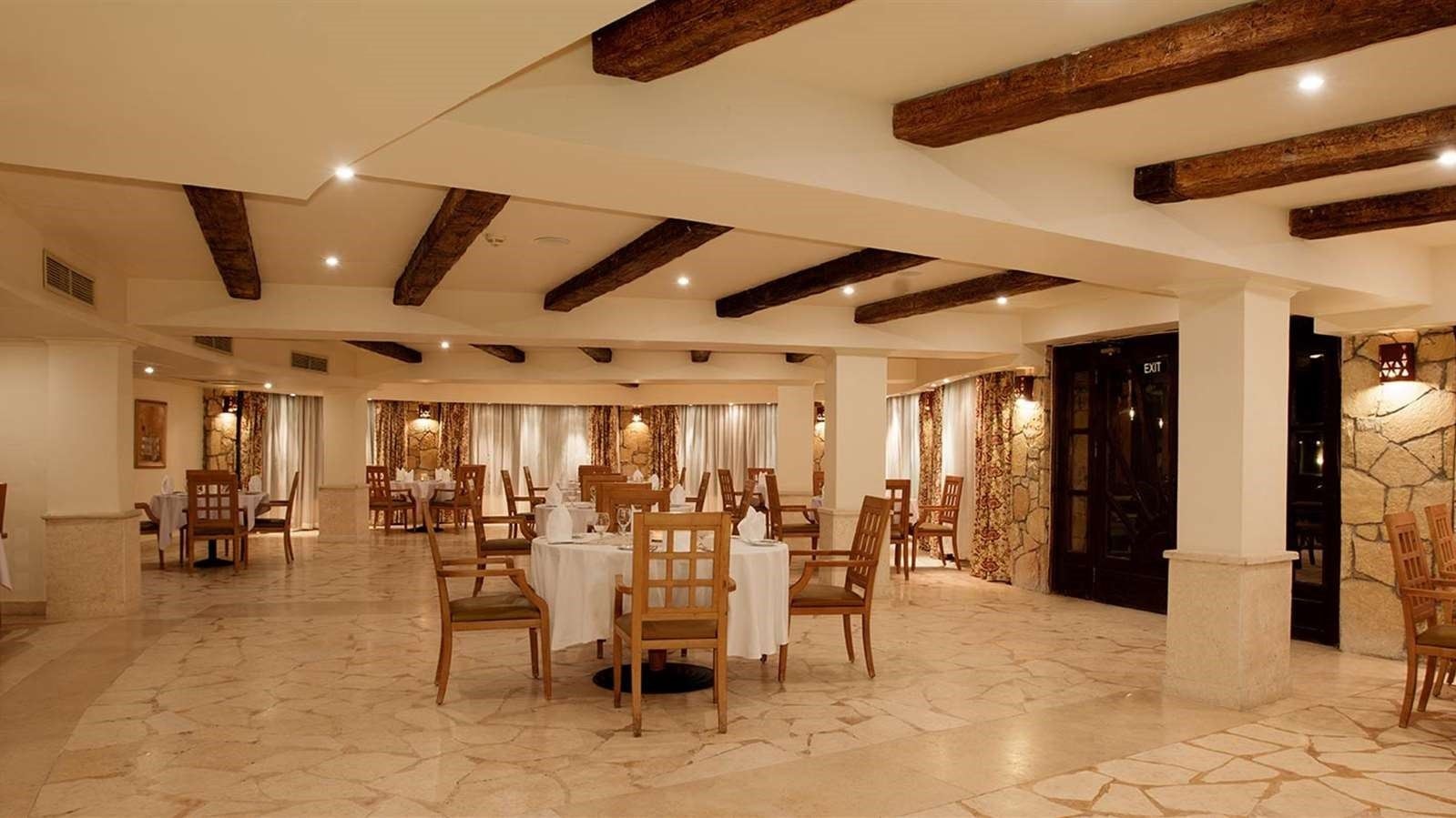 restaurants-restaurants