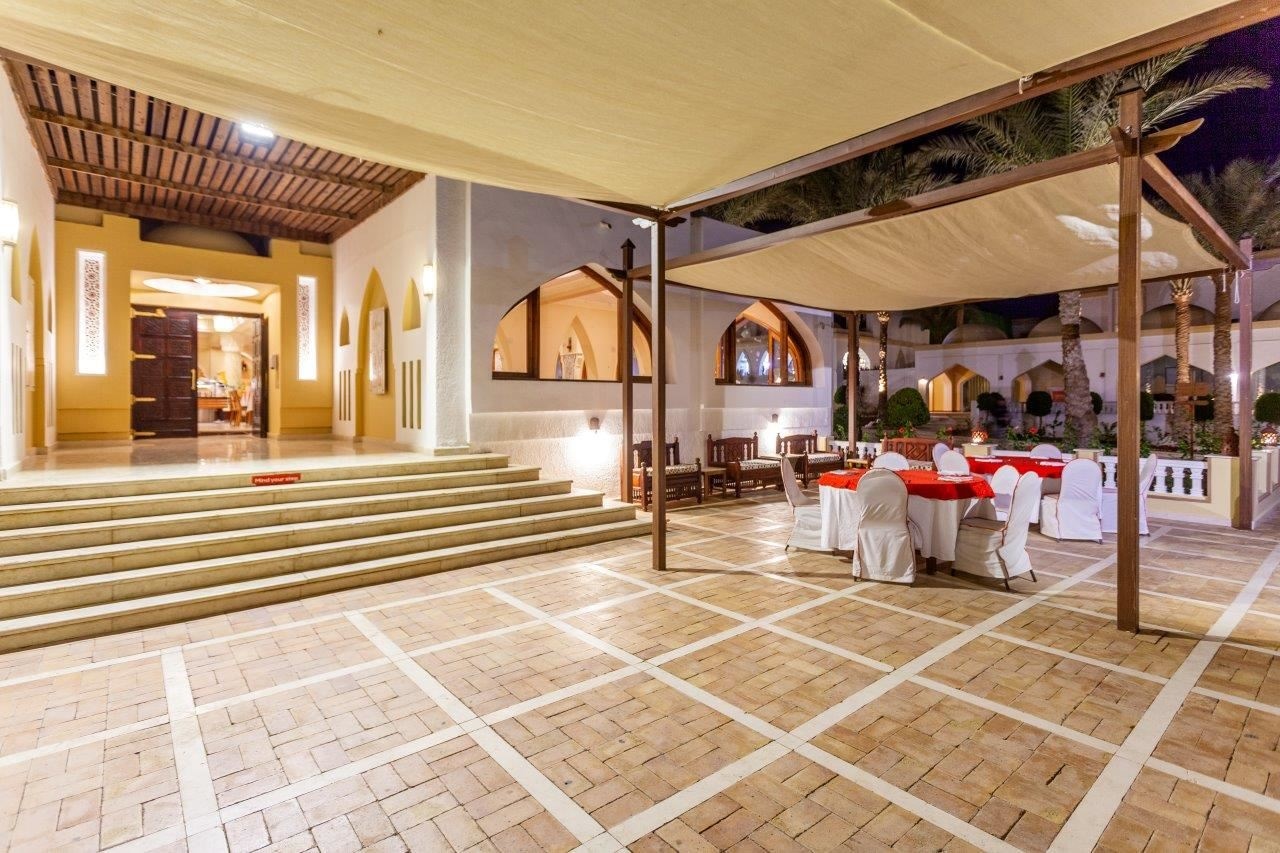 restaurants-alcazar-restaurant
