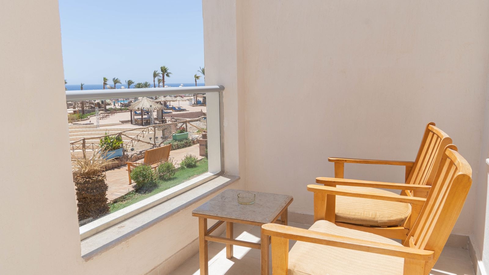 rooms-premium-sea-view-room