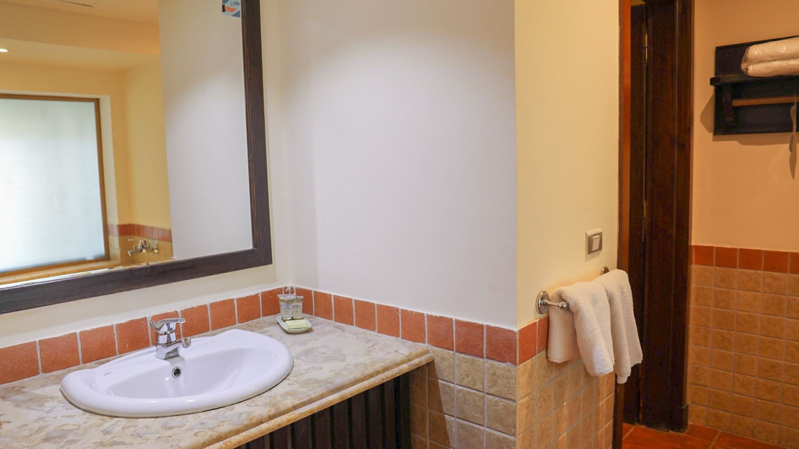 rooms-superior-room--garden-view