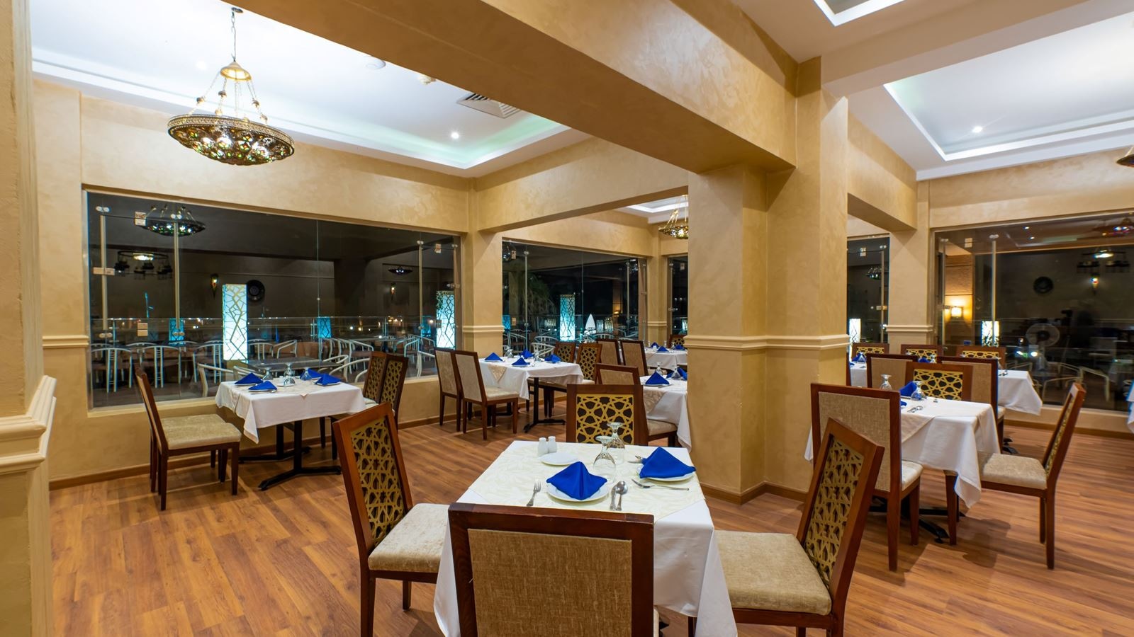 restaurants-la-vista-restaurant