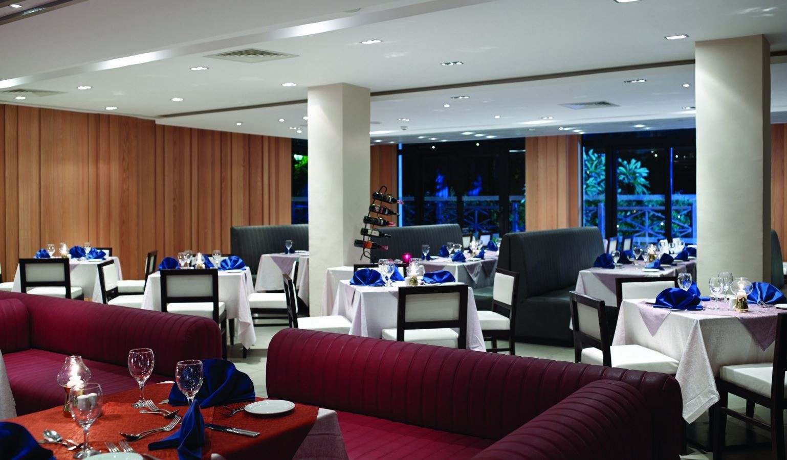 restaurants-american-restaurant