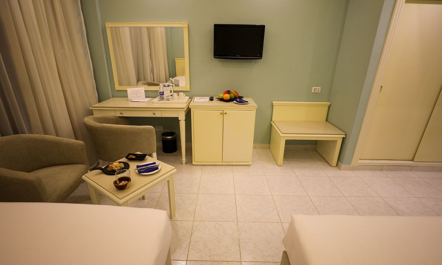 rooms-triple-rooms-one-bedroom