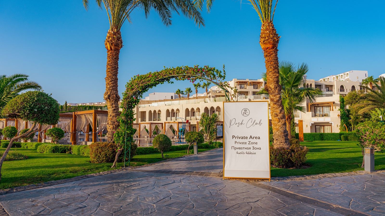 restaurants-posh-club-lounge