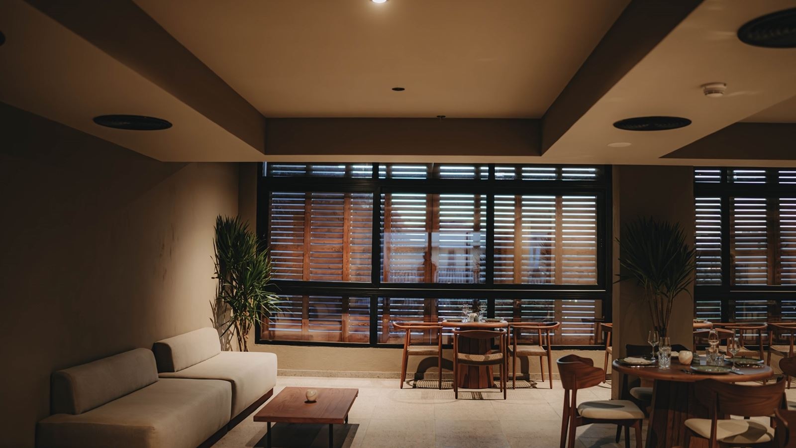 restaurants-sahtin-restaurant