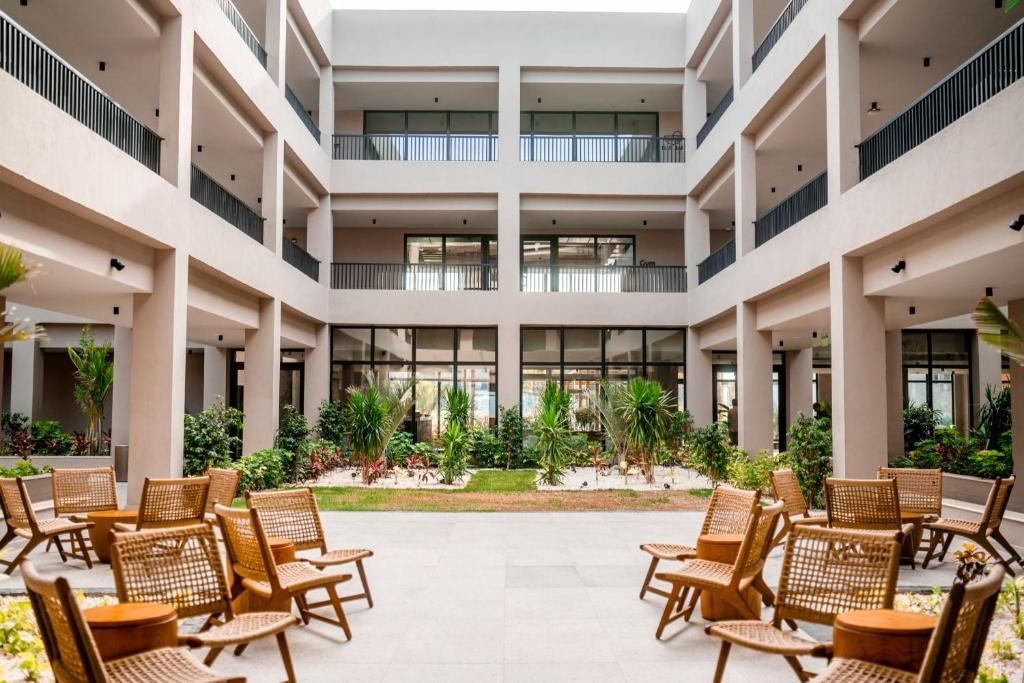 general-main-building