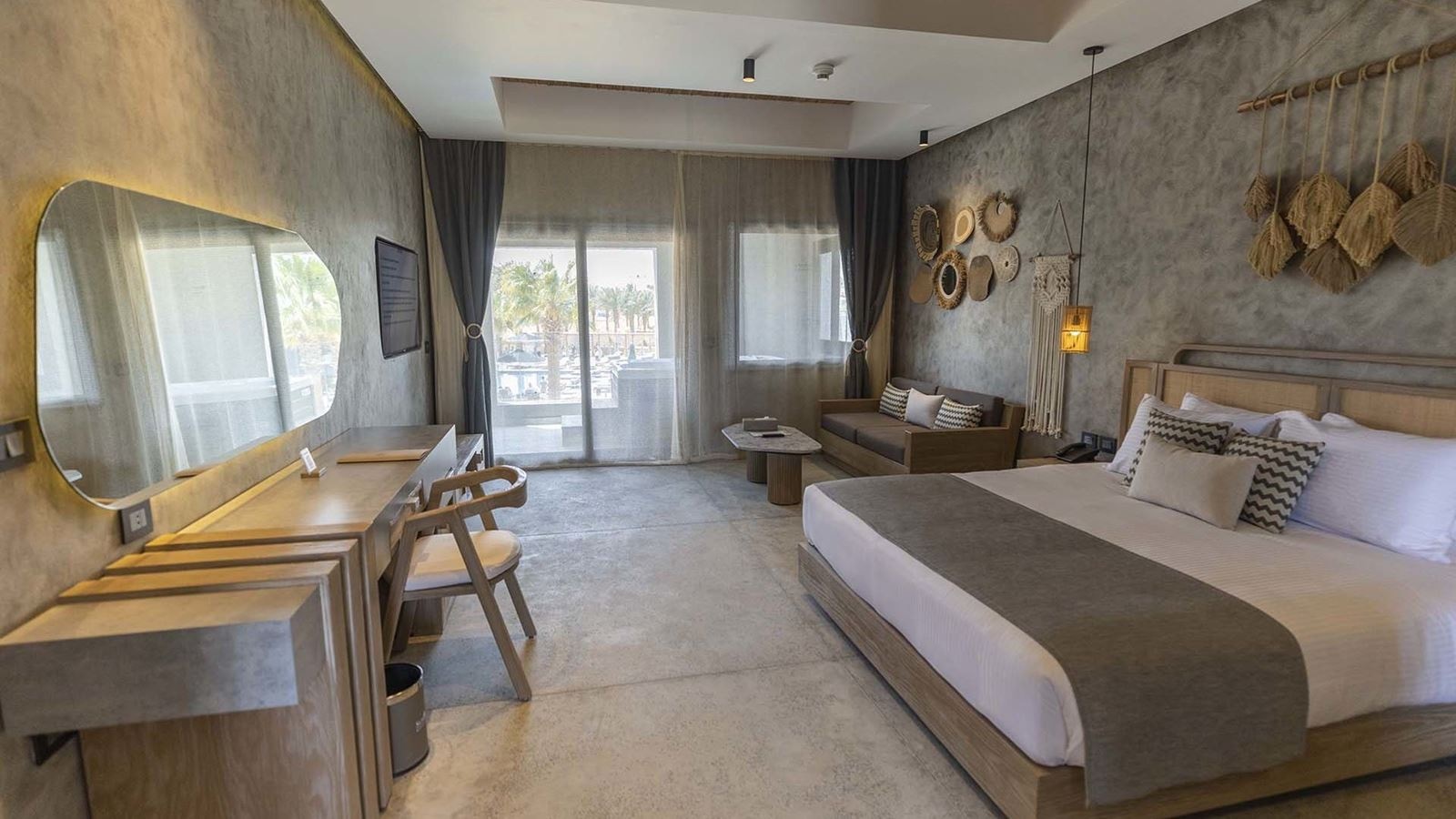 rooms-tucana-jacuzzi-suite--sv