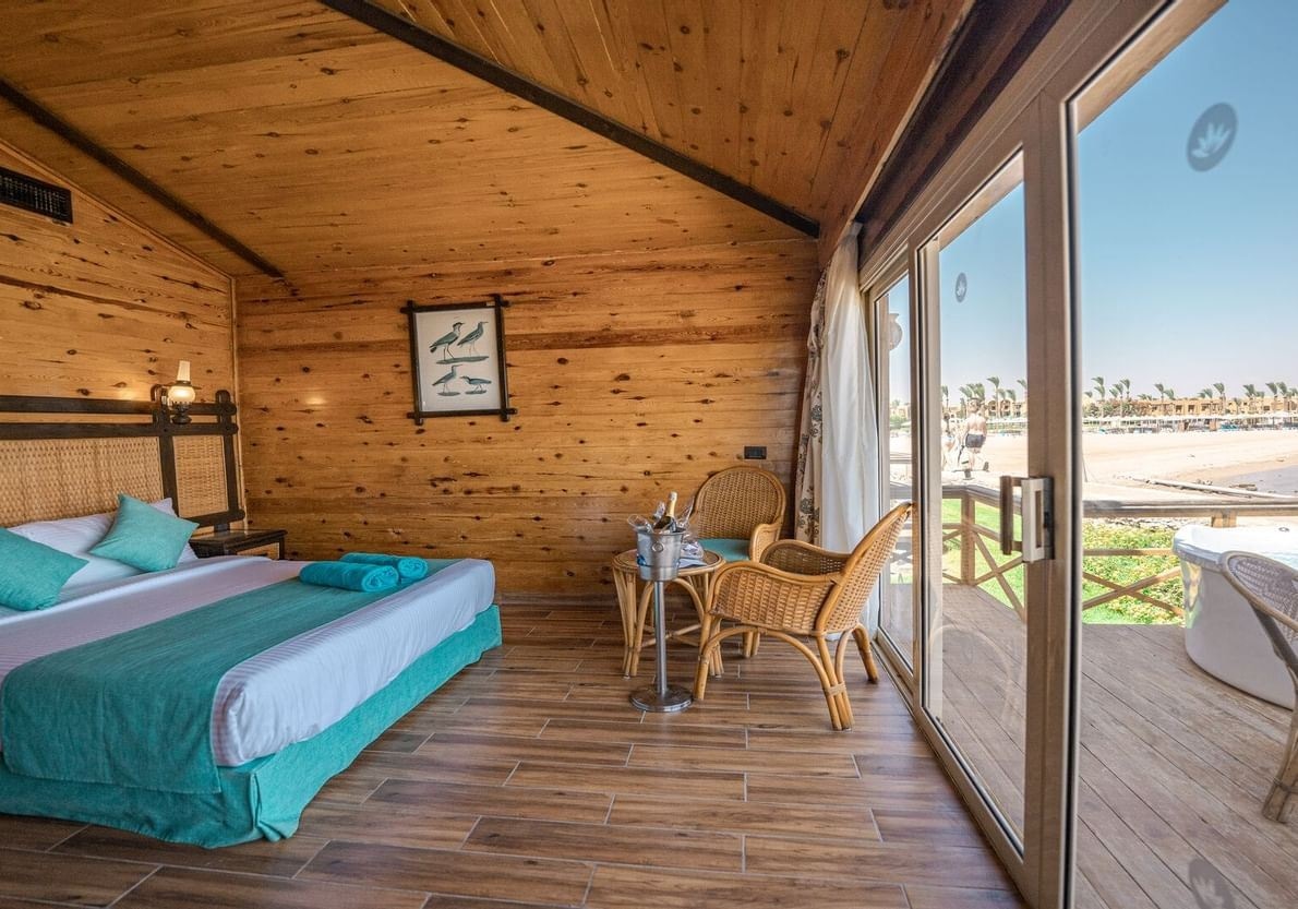 rooms-bungalow-beach-front